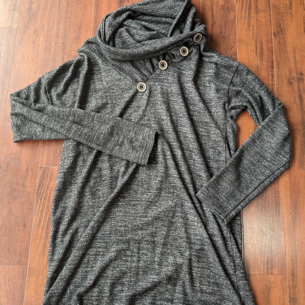 Women's cowl neck shirt
